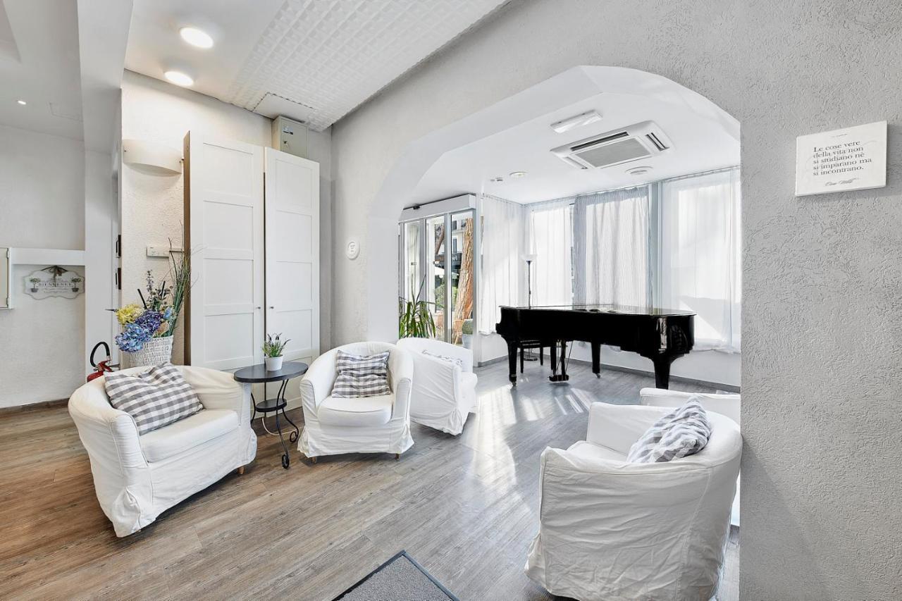 Hotel Arlecchino Riccione Dış mekan fotoğraf