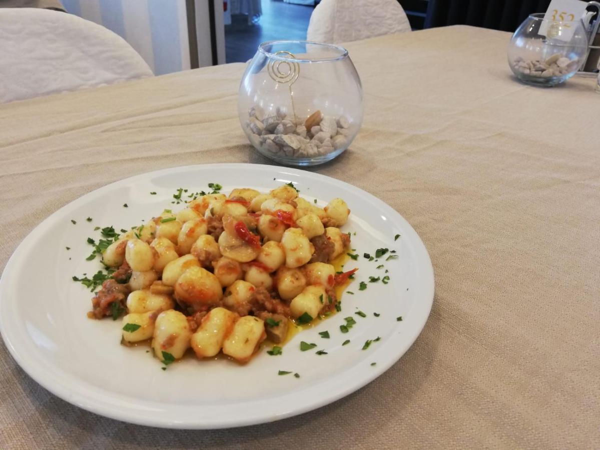 Hotel Arlecchino Riccione Dış mekan fotoğraf